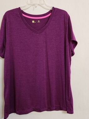 Xersion Plum V-Neck Tee with Pink Neck Trim